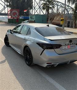 تۆیۆتا کامری